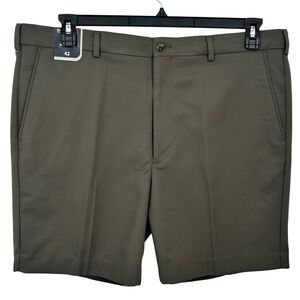 Roundtree & Yorke TravelSmart Mens Classic Fit Luxury Shorts Size 42 Green